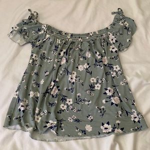 American eagle outfitters off the shoulder top